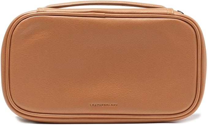 Leatherology Cognac Medium Travel Organizer - Zipped mesh storage pocket, elastic loops for organization, metal zipper with leather pull - Image 6