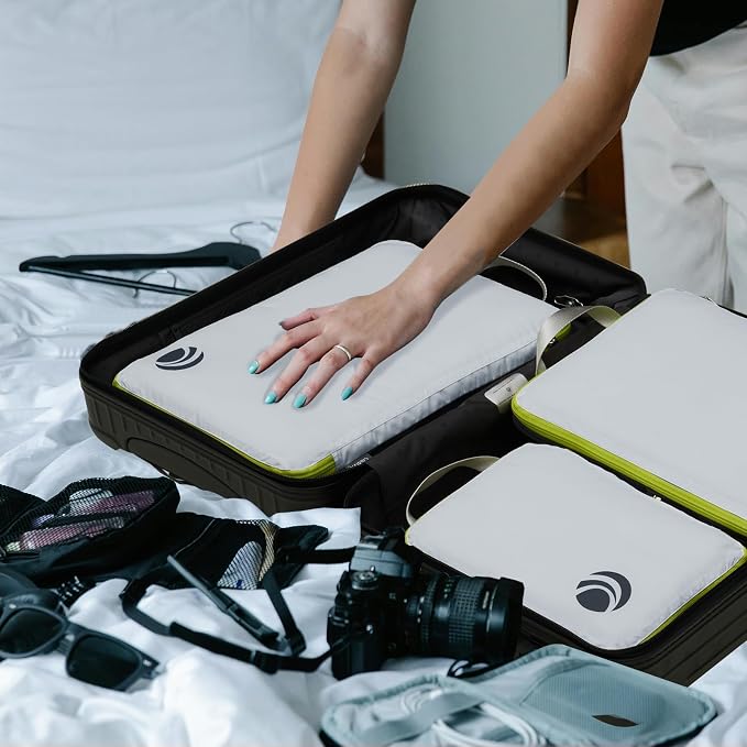 Cipway Compression Packing Cubes, Ultralight Luggage Organizer Bags, Travel Essentials for Carry on Suitcase (3 Piece,White) - Image 8