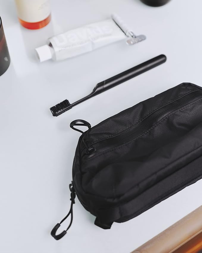 WANDRD Toiletry Bag, Medium - Makeup Organizer and Travel Bag for Travel Essentials - Image 8