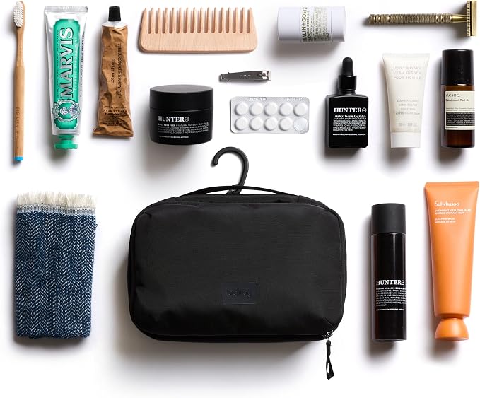 Bellroy Hanging Toiletry Kit (hanging 3 liter toiletry bag for men and women, and designed for travel) - Black - Image 7