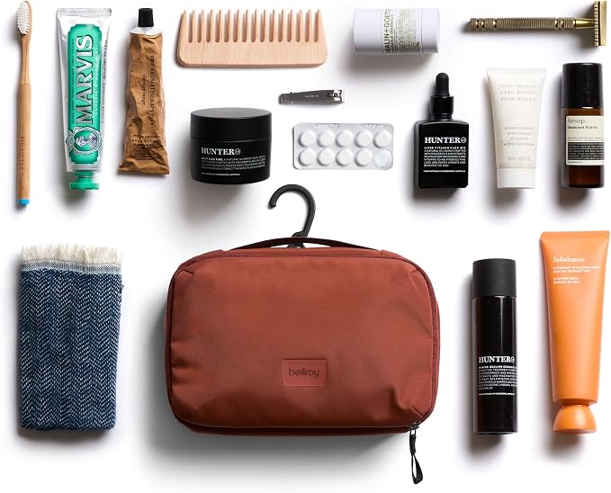 Bellroy Hanging Toiletry Kit (hanging 3 liter toiletry bag for men and women, and designed for travel) - Clay - Image 7