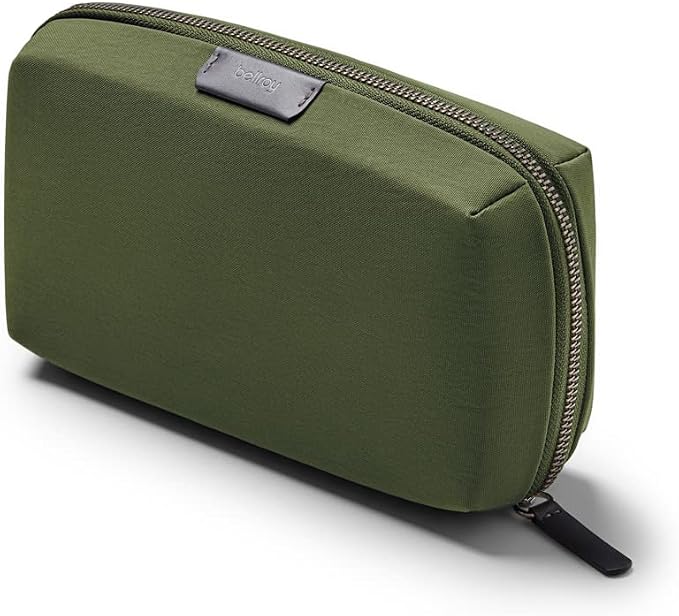 Bellroy Tech Kit (Tech Accessories Organizer Pouch, Zipper Closure Design, Stores Power Bank, Phone Charger, Cables & More, Internal) by Unknown