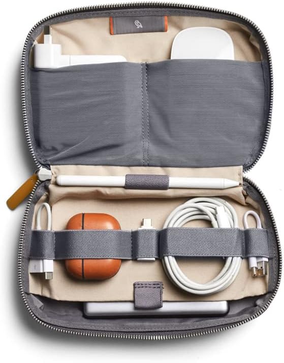 Bellroy Tech Kit (Tech Accessories Organizer Pouch, Zipper Closure Design, Stores Power Bank, Phone Charger, Cables & More, Internal) - Image 2
