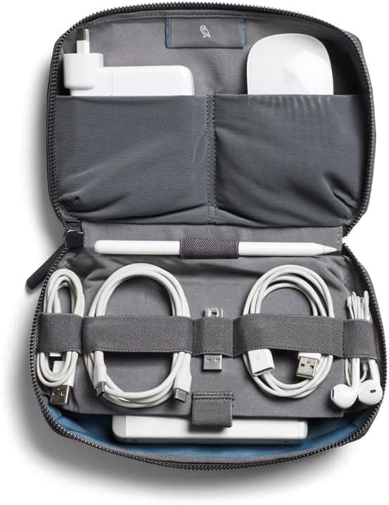 Bellroy Tech Kit (Tech Accessories Organizer Pouch, Zipper Closure Design, Stores Power Bank, Phone Charger, Cables & More, Internal) - Image 2