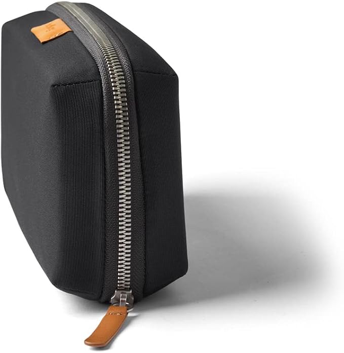 Bellroy Tech Kit (Tech Accessories Organizer Pouch, Zipper Closure Design, Stores Power Bank, Phone Charger, Cables & More, Internal) - Image 3