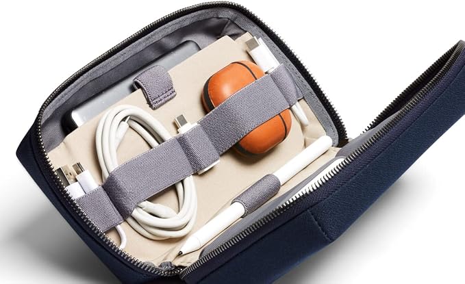 Bellroy Tech Kit (Tech Accessories Organizer Pouch, Zipper Closure Design, Stores Power Bank, Phone Charger, Cables & More, Internal) - Image 3