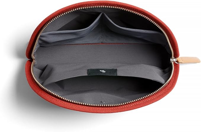 Bellroy Classic Pouch, Everyday kit, Leather and Woven Fabric (pens, Cables, Cosmetics, Personal Items) - Image 3
