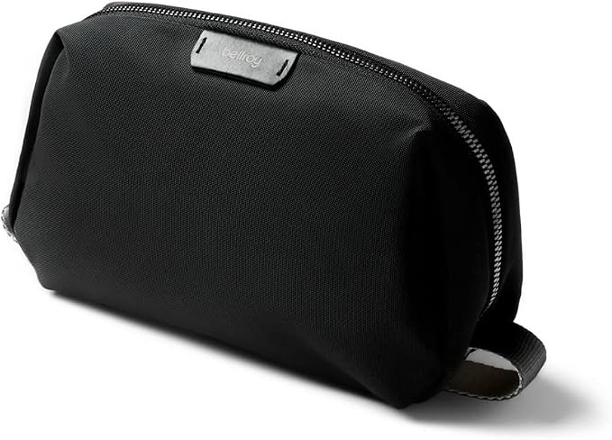 Bellroy Toiletry Kit (Unisex Toiletry Bag, Zipper Closure, Water-Resistant Lining, Toothbrush Sleeve with Magnetic Closure, Internal Mesh Pocket Organization) -Bronze by Unknown
