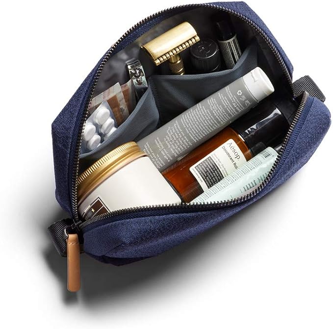 Bellroy Toiletry Kit (Unisex Toiletry Bag, Zipper Closure, Water-Resistant Lining, Toothbrush Sleeve with Magnetic Closure, Internal Mesh Pocket Organization) -Bronze by Unknown