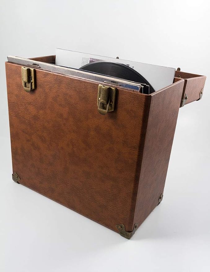 GPO Portable Retro Style Carry Case for LPs, Albums and 12Inch Vinyl Records (Holds 30 Albums) - Image 3