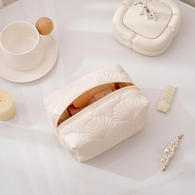 RSRSLEII 2Pcs Quilted Cotton Coquette Makeup bag, Coastal Granddaughter Aesthetic Cosmetic Bag, Cute Seashell Portable Travel Toiletry Pouch (2Pcs White) - Image 6