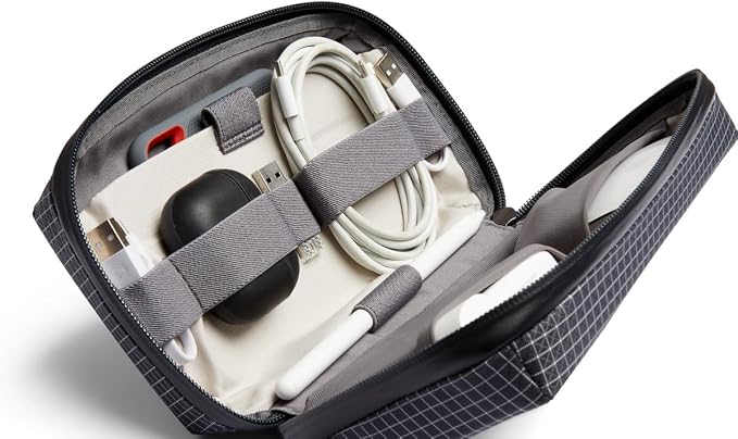 Bellroy Tech Kit (Tech Accessories Organizer Pouch, Zipper Closure Design, Stores Power Bank, Phone Charger, Cables & More, Internal) - Image 3