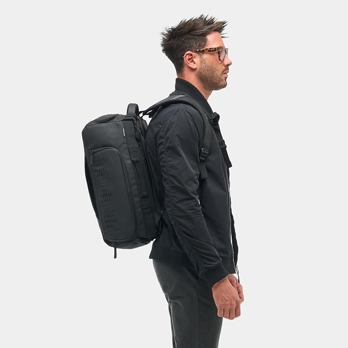 NOMATIC 30L Travel Bag- Convertible Duffel/Backpack, Carry-on Size for Airplane Travel, Everyday Use Laptop Bag,TSA Compliant - Image 6