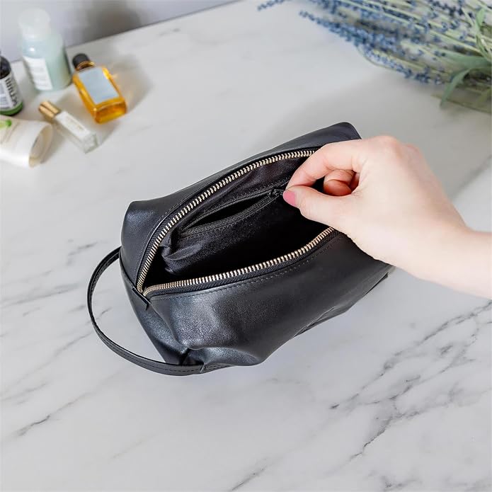 NCAA Travel Toiletry Bag for Men and Women - Image 3