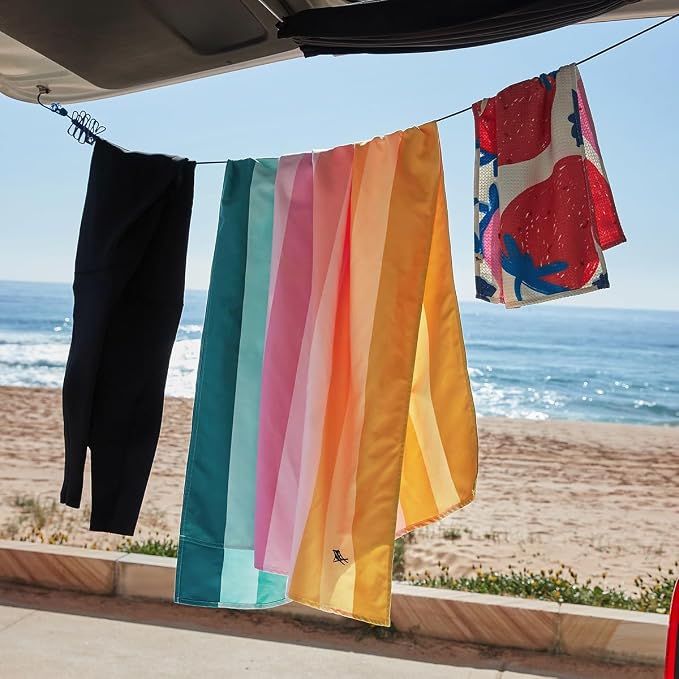 Dock & Bay Beach Towel - Quick Dry, Sand Free - Compact, Lightweight - 100% Recycled - Includes Bag - Party in Pink - Set of 4 - Extra Large (200x90cm, 78x35) - Image 9