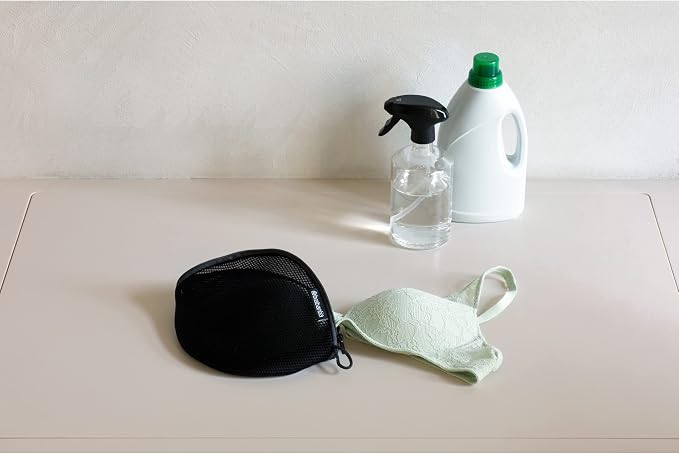Brabantia Mesh Zip Up Laundry Bra Washing Machine Delicates, Organizer Travel Bags, 1 Pack, Black - Image 6
