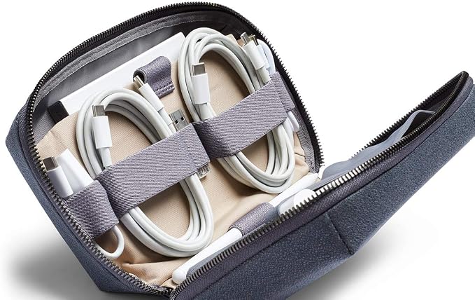 Bellroy Tech Kit (Tech Accessories Organizer Pouch, Zipper Closure Design, Stores Power Bank, Phone Charger, Cables & More, Internal) - Image 3