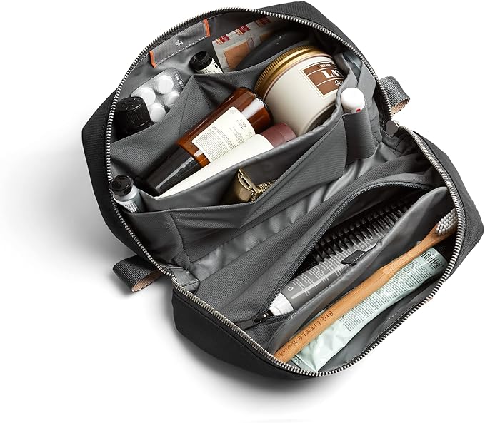 Bellroy Toiletry Kit Plus – (Toiletries pouch, bag) - Image 2