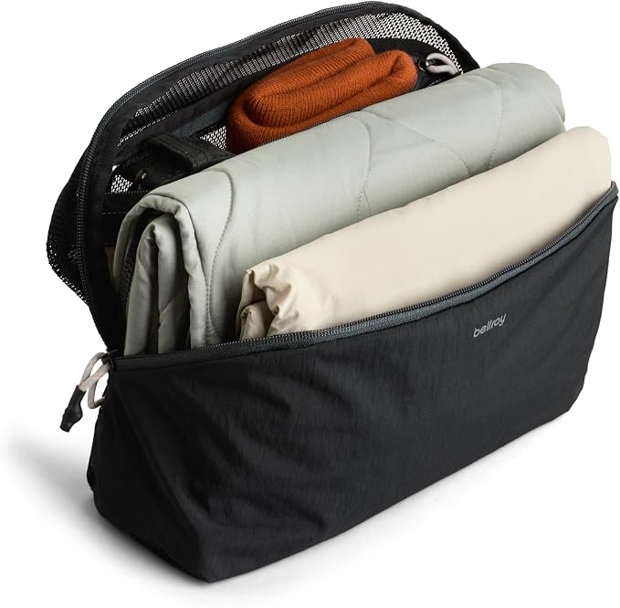 Bellroy Packing Cube 6L (Organizer Packing Pouch with Internal Zip Pocket and Durable, Lightweight Design) - Black - Image 2