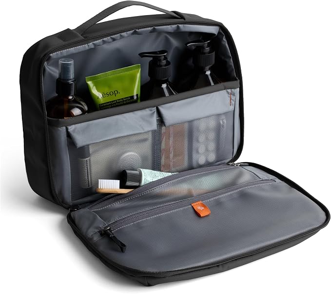 Bellroy Hanging Toiletry Kit Plus (8 Liter Travel Hanging Toiletry Bag) - Black - Image 2