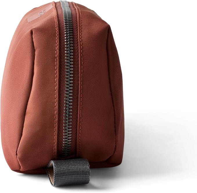 Bellroy Toiletry Kit (Unisex Toiletry Bag, Zipper Closure, Water-Resistant Lining, Toothbrush Sleeve with Magnetic Closure, Internal Mesh Pocket Organization) -Bronze - Image 4