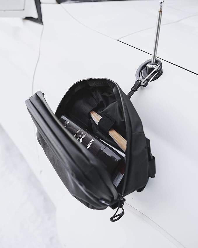 WANDRD Toiletry Bag, Medium - Makeup Organizer and Travel Bag for Travel Essentials - Image 7
