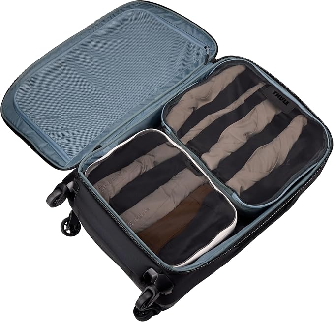 Thule Packing Cube Family Set, Includes 2 Large and 2 Medium Cubes, Transparent Fabric, YKK Zippers - Image 6