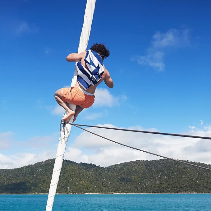 Dock & Bay Beach Towel - Quick Dry, Sand Free - Compact, Lightweight - 100% Recycled - Includes Bag - Cabana - Whitsunday Blue - Large (160x90cm, 63x35) - Image 9