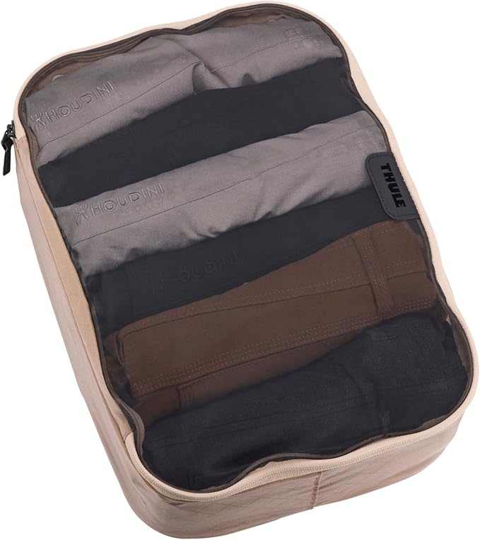 Thule Packing Cube Set, Includes Medium & Small Cubes, Transparent Fabric, Organize Clothing, Easy to Pack - Image 3