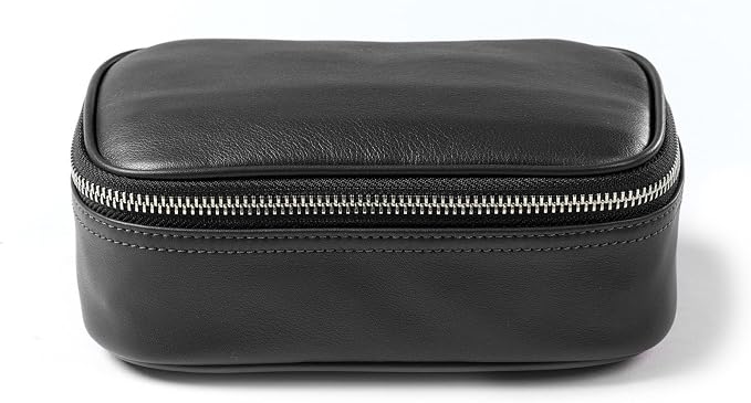 Leatherology Black Onyx Leatherology Small Travel Organizer - Zipped mesh storage pocket, elastic loops for organization, compact travel size - Image 5