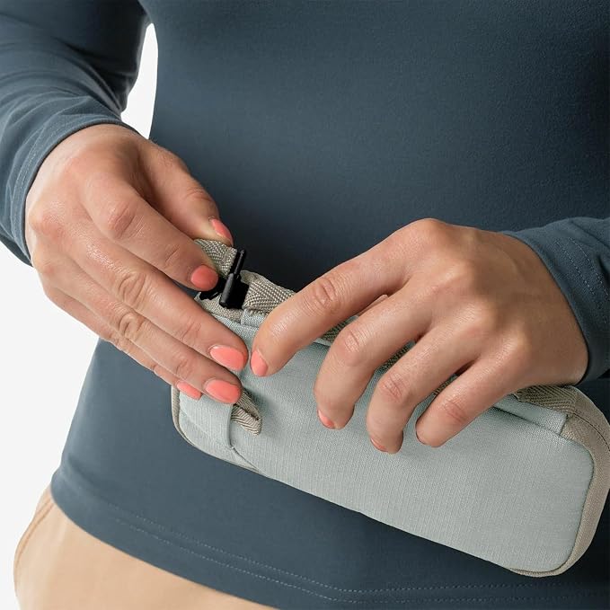 Eagle Creek Stash RFID Passport Wallet – Slim Travel Organizer with RFID Blocking – Secure Storage for Passport, Cards & Cash – Lightweight & Water-Resistant – Unisex – Storm Grey - Image 9