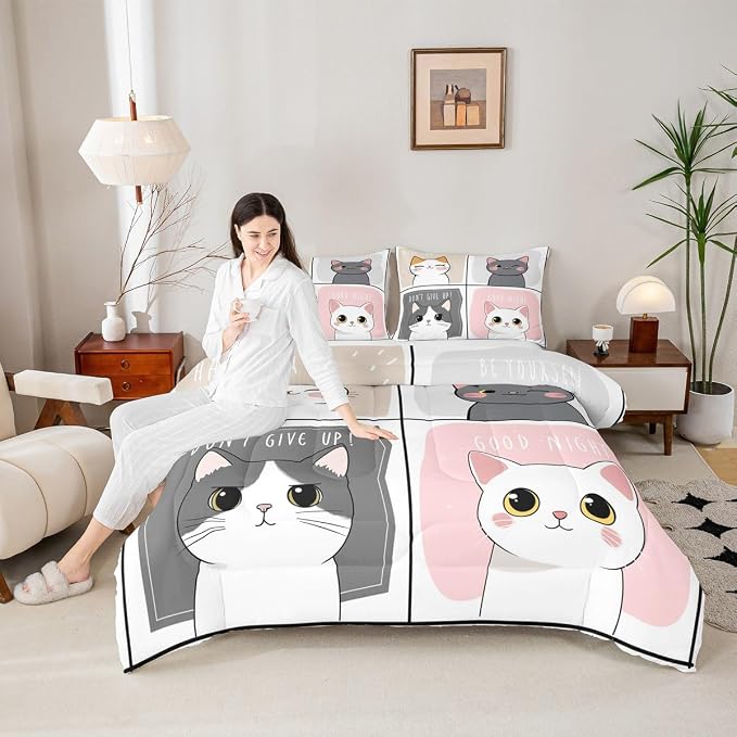 Erosebridal Kawaii Cats Comforter Set King,Pink Grey Cute Little Cat Down Comforter Adorable Kitten Animal Bedding Set for Kids Boys Girls Patchwork Cartoon Doodle Quilt Duvet Set with 2 Pillow Cases - Image 4