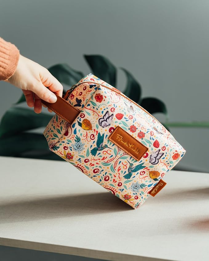 Grupo Erik Frida Kahlo Hanging Toiletry Bag + Frida Kahlo Cosmetic Case + Frida Kahlo Backpack - Image 4