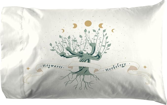 Jay Franco Kids Sheet Set with Fitted, Flat Sheets & Pillow Cover - Ultra-Soft Bedding with Pillowcase for Room Decor, White - Harry Potter, 3 Piece Twin - Image 4