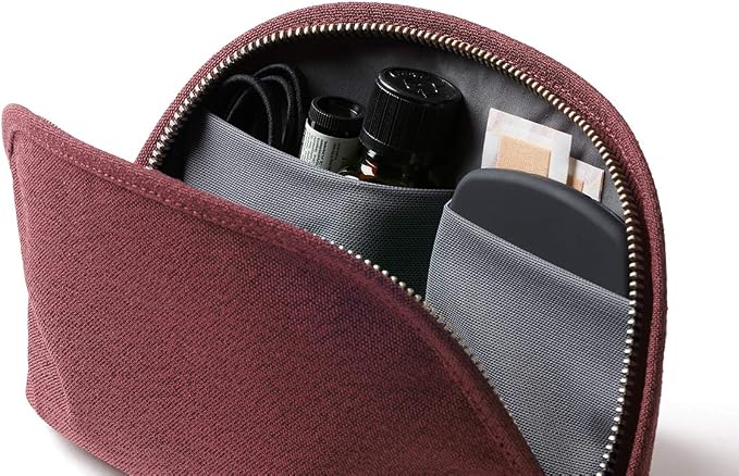 Bellroy Classic Pouch, Everyday kit, Leather and Woven Fabric (pens, Cables, Cosmetics, Personal Items) - Image 5