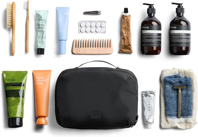 Bellroy Hanging Toiletry Kit Plus (8 Liter Travel Hanging Toiletry Bag) - Black - Image 7
