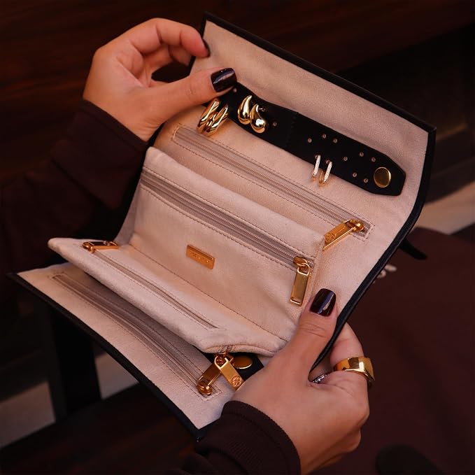 Time Resistance Leather Jewelry Roll - Full Grain Leather Travel Jewelry Case - Jewellery Organizer Made in Italy (Black) - Image 3