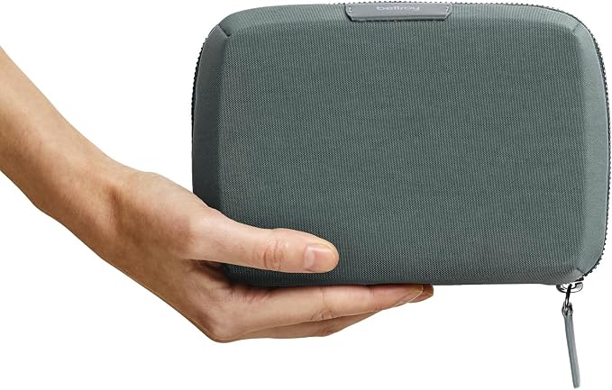 Bellroy Tech Kit Compact (Charger, Cables, Mouse, powerbank, USB Keys, dongles) - Everglade - Image 6