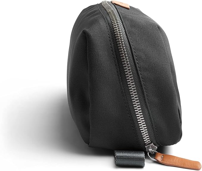 Bellroy Toiletry Kit Plus – (Toiletries pouch, bag) - Image 4