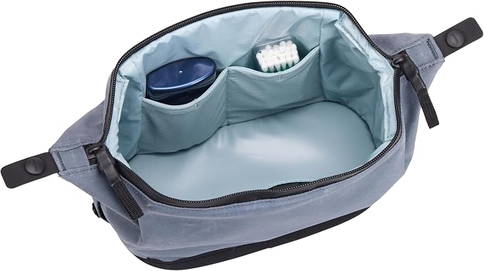 Thule Aion Toiletry Bag - Water-resistant bag for toiletries, makeup & shaving essentials - Removable liquids bag included - Easy to clean - Snap loop for easy hang - Waxed, PFC-free fabric - Image 10