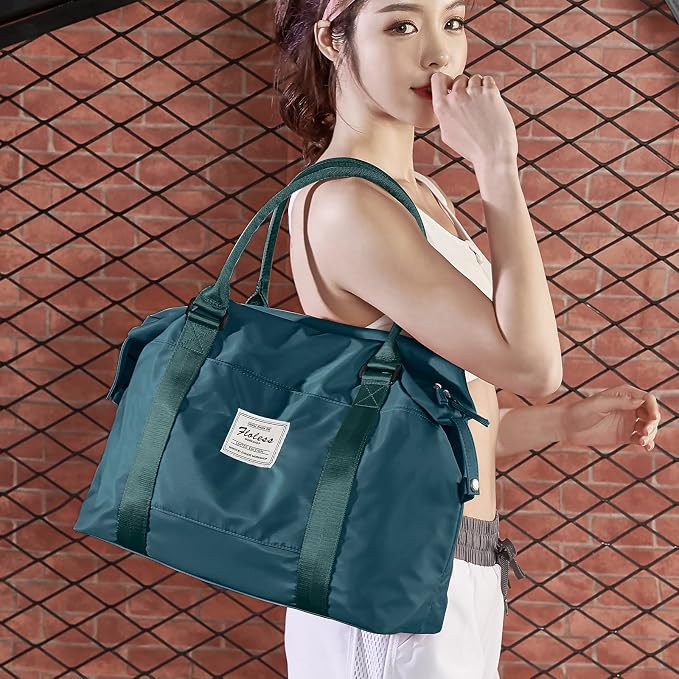 HYC00 Travel Duffel Bags for Women,Weekender Overnight Bag with Wet Pocket & Toiletry Bag,Carry On Personal Item Bag,Travel Tote Gym Bag,Peacock Blue,Large - Image 7