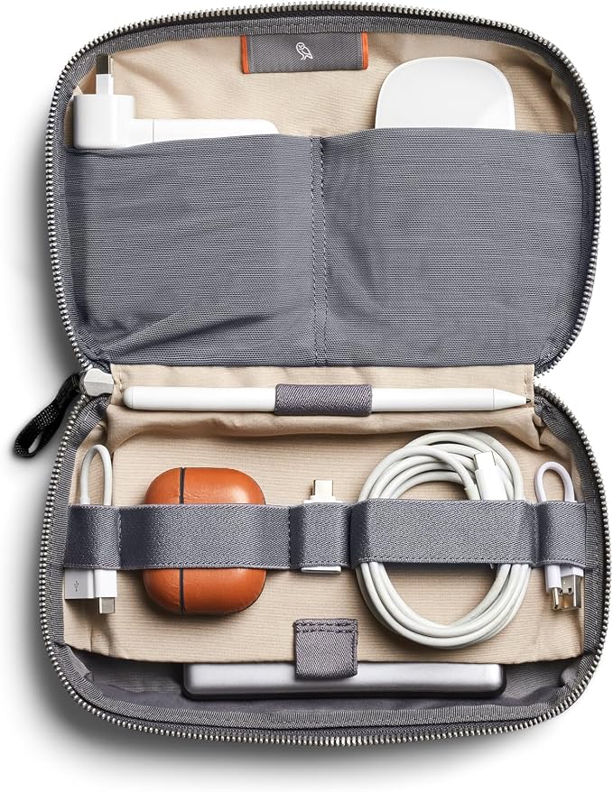 Bellroy Tech Kit (Tech Accessories Organizer Pouch, Zipper Closure Design, Stores Power Bank, Phone Charger, Cables & More, Internal) - Image 2