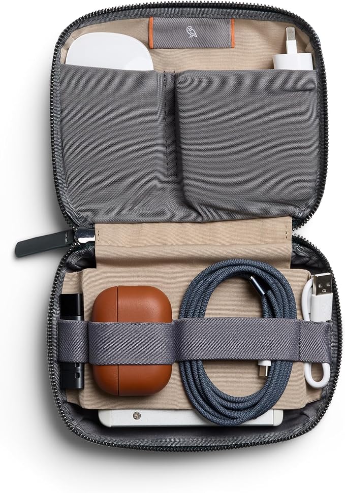Bellroy Tech Kit Compact (Charger, Cables, Mouse, powerbank, USB Keys, dongles) - Everglade - Image 2