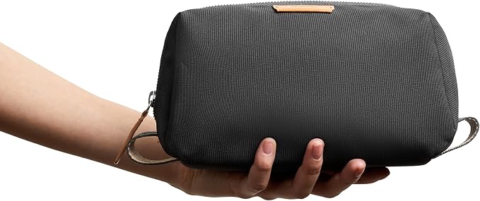 Bellroy Toiletry Kit (Unisex Toiletry Bag, Zipper Closure, Water-Resistant Lining, Toothbrush Sleeve with Magnetic Closure, Internal Mesh Pocket Organization) -Bronze - Image 6