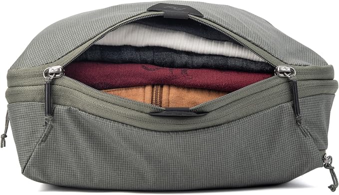 Peak Design Packing Cube, Sage, Weatherproof Luggage Cube with Dual Compartment Organization, Expansion and Compression, Zipper Opening, Travel Organizer for Men and Women, Size M - Image 4
