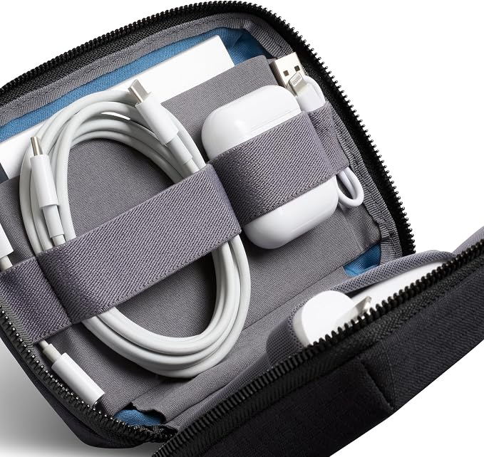 Bellroy Tech Kit Compact (Charger, Cables, Mouse, powerbank, USB Keys, dongles) - Black - Image 3