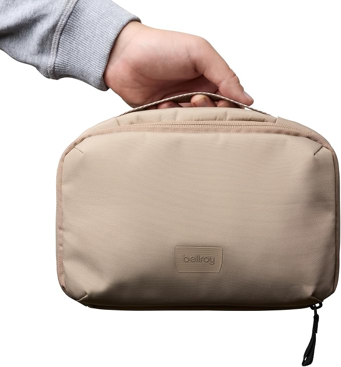 Bellroy Hanging Toiletry Kit (hanging 3 liter toiletry bag for men and women, and designed for travel) - Stone - Image 6