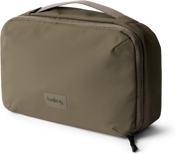 Bellroy Hanging Toiletry Kit (hanging 3 liter toiletry bag for men and women, and designed for travel) - SeaKelp by Unknown