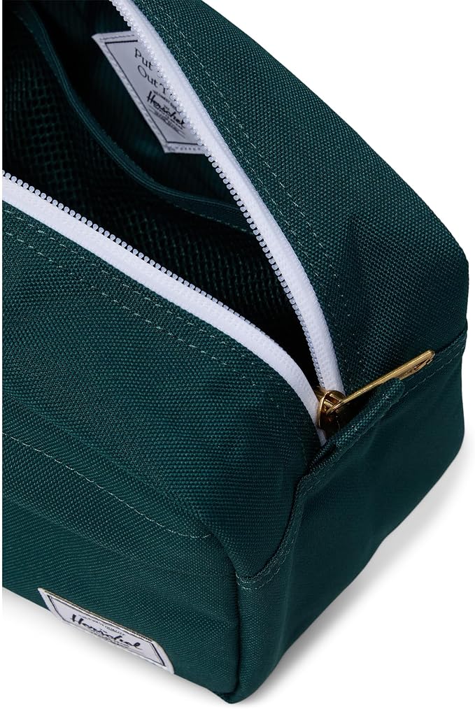 Herschel Unisex Chapter Travel Kit - Image 3