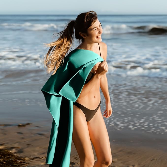 Hero Microfiber Large Beach Towel Compact for Travel (Aquamarine, 40" x 72") - Image 3